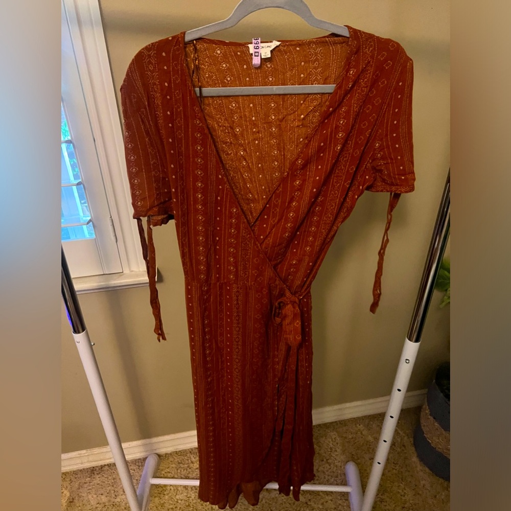 Rust orange maxi wrap dress. Women’s medium.